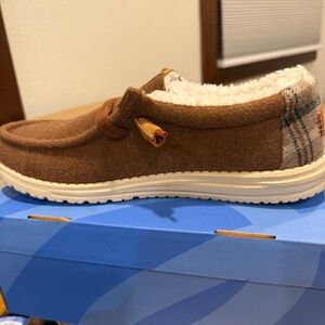 Hey Dude Wally Cozy Plaid Shoes Downtown Brown Multi US M10